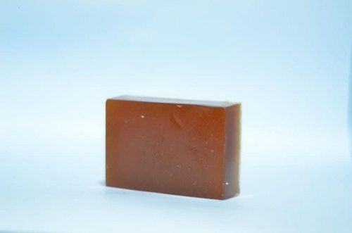  सिंथेटिक खुशबू और कठोर रसायनों से मुक्त मुलायम भूरे प्राकृतिक तुलसी स्नान साबुन 