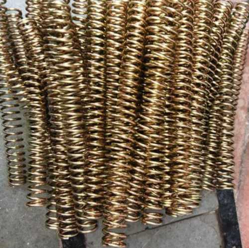 Round 2.9 Mm Metal Compression Spring In Golden Color For Industrial Use