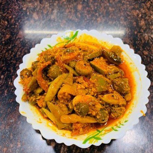 Round Spicy And Tasty Mixed Vegetable Pickle Served With Main Cuisine