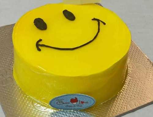 617 Smiley Face Cake Stock Photos - Free & Royalty-Free Stock Photos from  Dreamstime