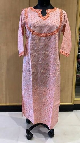 Womens Cotton 3/4 Sleeves Pink Printed Straight Kurta With Designer Neck Decoration Material: Cloths