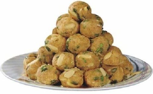 100% Percent Healthy And Fresh Pista Flavored Sweet Ladoo, 400 Gram Weight