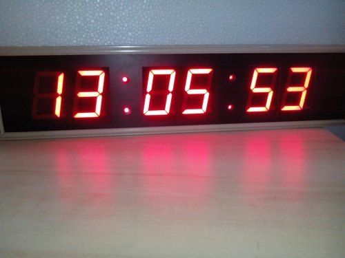 Master Slave Display Clock - Aluminium & SS, Customized Size, Red Color | Accurate Time, Connects with Server or GPS