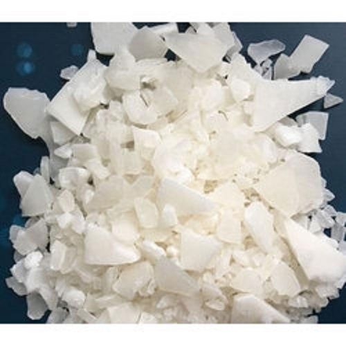 White Crystals Aluminum Sulfate