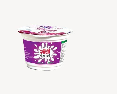  100 Gram White Fresh Sanchi Sweet Curd, Fat - 4.5%, Snf - 8.5%, Total Solid - 13% Age Group: Adults