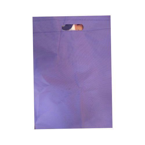  शॉपिंग के उपयोग के लिए प्लेन डाइड पर्पल कलर नॉन वोवेन डी कट कैरी बैग 