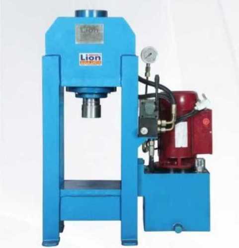 Mild Steel Automatic Hydraulic Press Machine In Blue Color For Industrial Use