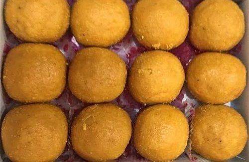 Improves Health Hygienic Prepared Authentic And Delicious Sweet Taste Fresh Besan Laddu