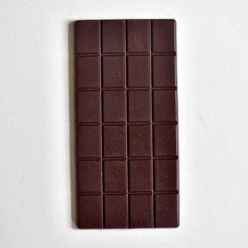  नाइस अरोमा हाइजीनिकली पैक किया हुआ मीठा स्वाद वाला डार्क ब्राउन एगलेस चॉकलेट