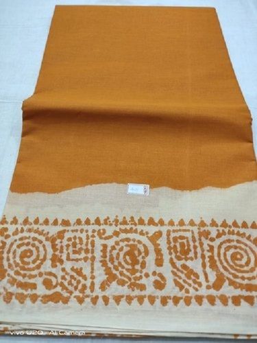 Printed Comfortable Women'S Cream And White Color Plain Weave Pure Cotton Plain Saree