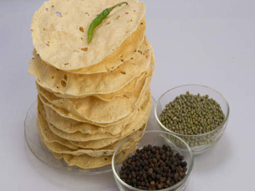 Delicious Taste and Mouth Watering Masala Papad