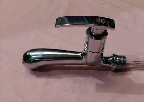 Highly Durable Fine Finish And Rust Resistant Bath Tap