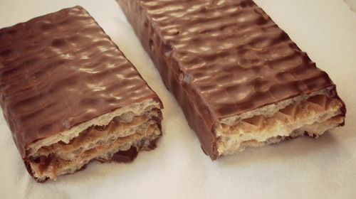 Rectangle Shape Choco Filled Crunchy Chocolate Wafer Biscuits