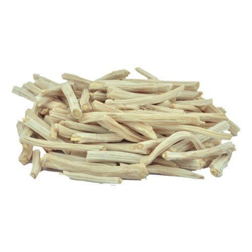 Dried White Shatavari (Asparagus Racemosus) Root For Ayurvedic Medicinal Use Store In Cool