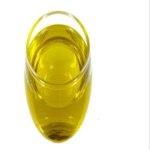 A Grade And Indian Origin Cold Pressed Organic Neem Oil For Medicinal Uses