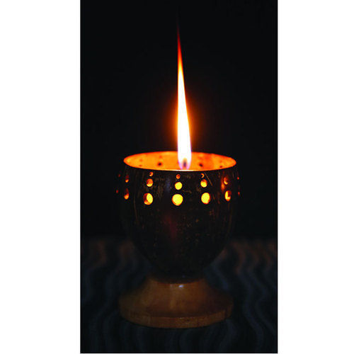 Environment Friendly Durable Strong Stylish Beautiful Brown Coconut Shell Craft Candle Lamp Size: 3 Inch