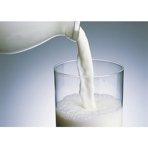 Fresh Cow Milk With 4.8% Fat, Rich In Potassium, Iron, Magnesium And Vitamin B12 Age Group: Adults