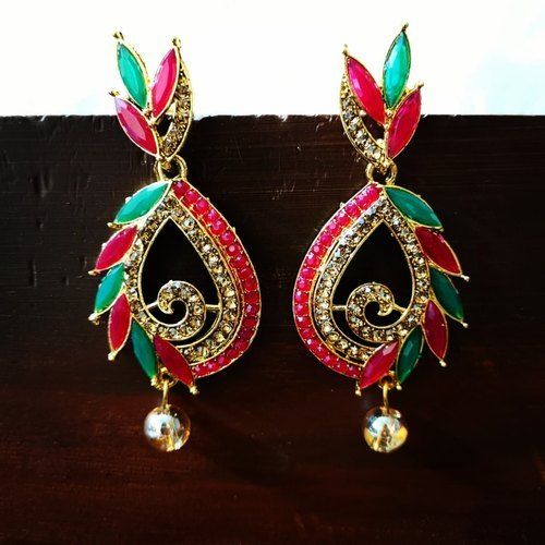 Red And Green Color Ladies Designer Earrings For Wedding And Parties Gender: Women