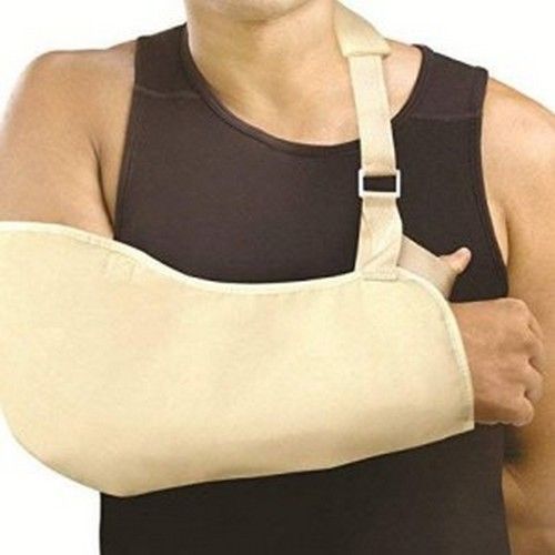 Turion Adjustable Arm Sling, Gives Comfortable Support To Either Right Or Left Arm Weight: 250 Grams (G)