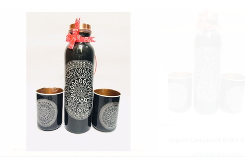 एंटी लीक गुणों के साथ कार्यालय और घरों के उपयोग के लिए ब्लैक प्रिंटेड कॉपर बॉटल सेट क्षमता: 1000 मिलीलीटर (एमएल)