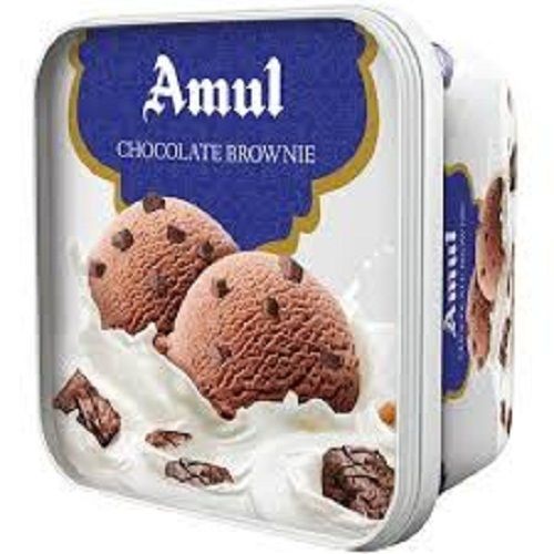 Tasty And Yummy Vanilla Ice Cream With Chocolate Brownie Age Group: Children