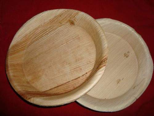 Environment Friendly, Beautiful and Intricate Design Rich Quality Round Shape Areca Nut Leaf Plate 