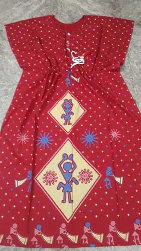 Washable And Breathable Maroon Short Sleeves Cotton Printed Nighties