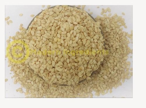 100% Natural Dried And Cleaned Melon Seeds For Agriculture With 99% Purity