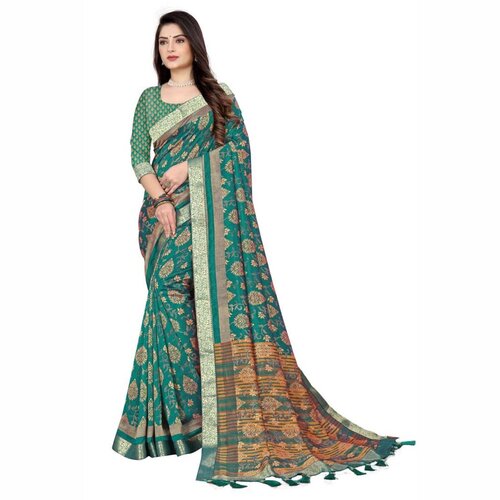 Laranya Lavanya Vichitra Silk Corner Pallu Embroidered Saree With ...