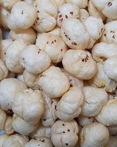 100 Percent Natural and Pure White Dry Makhana