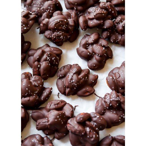 Brown Delicious And Nutritious Roasted Almond Chocolate Cluster, Boost Energy Levels