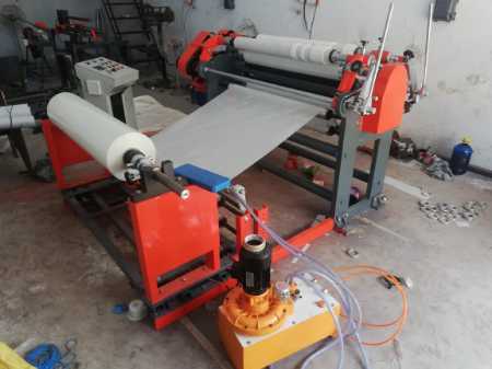 Red+Black Drum Type Slitting Rewinding Machine With Cast Iron Body And Web Width Of 600Mm To 30000Mm