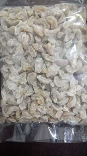 स्वादिष्ट स्वाद, मनभावन सुगंध के साथ बॉल स्वीट एंड सॉर आंवला कैंडी