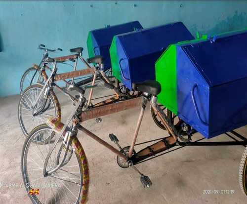 Tricycle Garbage Rickshaw In Plastic Green Blue Color, Capacity 200-240 Ltr Size: As Per Customer