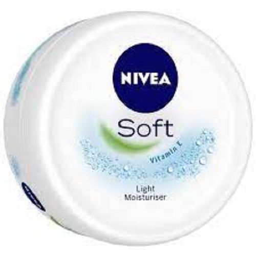 Nivea Soft Light Moisturizer Highly Effective, Intensive Moisturizing Cream, Quickly Absorbs And Refreshes The Skin