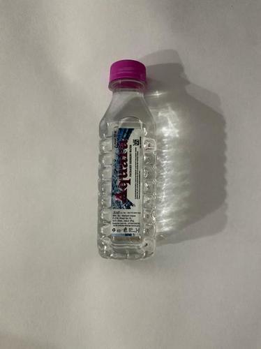 Pure And Fresh Aquara Packaging Mineral Water, Pack Size 200 Ml Packaging: Plastic Bottle