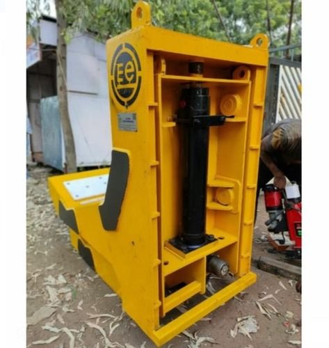 1 Pcs Of Yellow Color Floor Mounted L Type Coil Car, Weight Capacities Up To 100,000 Pounds Application: Industrial