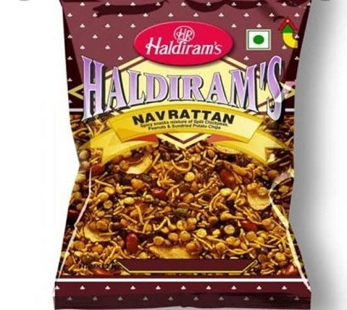 100% Tasty And Salty Haldiram Navrattan Namkeen Pack Size 100 GM