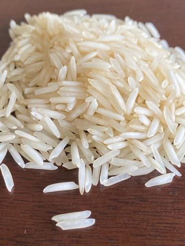  लंबे आकार का सफेद रंग का बासमती चावल (आहार फाइबर का अच्छा स्रोत) 