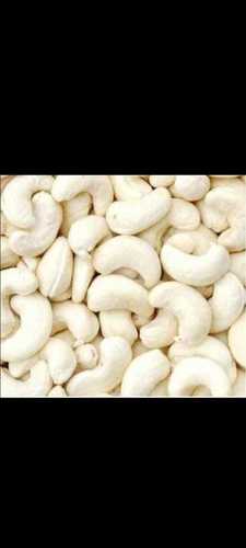 100 Percent Pure Natural Delicious Cashew Nuts with 1 Year Shelf Life And 5% Moisture