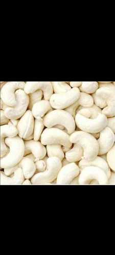 Low In Sugar And Rich In Fiber Heart-Healthy 100% Natural Whole Cashew Nuts Broken (%): 05%