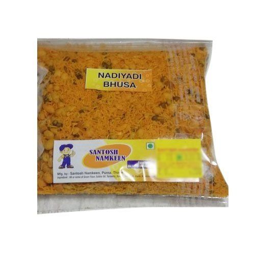 Spicy And Salty 100% Fresh And Fried Nadiyadi Bhusa Masala Namkeen, Pack Of 250 Gram Pouch
