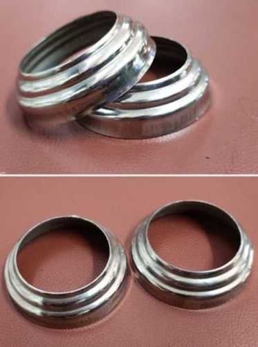 Stainless Steel Pipe Caps In Perfect Shape And Silver Color, Thickness 10-20 Mm Section Shape: Round