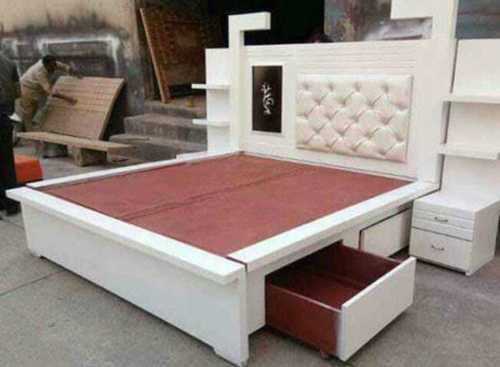 Painted Wood Modern Modular Solid Wooden Designer Pink And White Color Bed, For Home