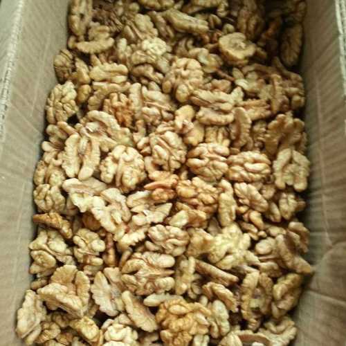 Brown Rich Antioxidants And Alpha-Linolenic Acid Fresh Natural Walnuts Kernals