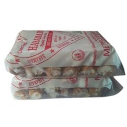 450 Gm Cream Roll Fully Loaded With Vanilla Cream With High Nutritious Value Fat Contains (%): 14 Percentage ( % )