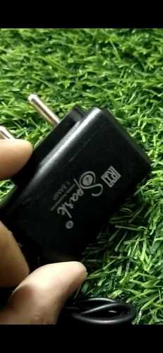 Black Color Plastic 5 Volt And 2 Pin 1.5 Amp Mobile Adapter For Fast Charging