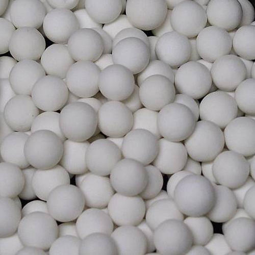 Easy to Use Round Shape White Solid Alumina Grinding Balls for Industrial Use