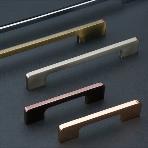 Ruggedly Constructed Scratch Resistant Nickel Finish Brass Cabinet Handle Length: 5 Inch (In)