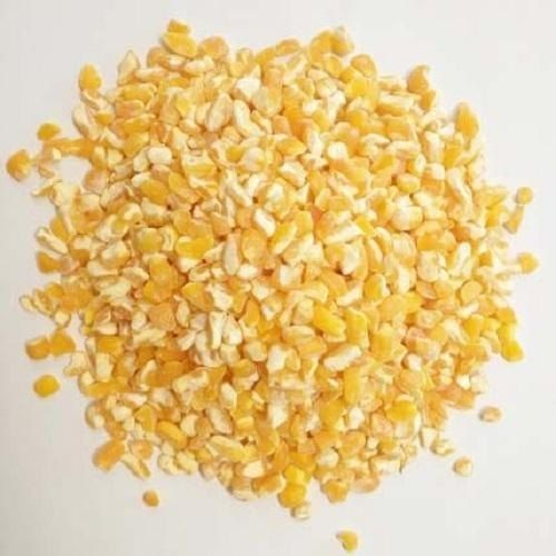 High Soluble Fiber Healthy Nutritious Yellow Colour Maize Grits, Perfect For Breakfast Option Crop Year: 4 Months